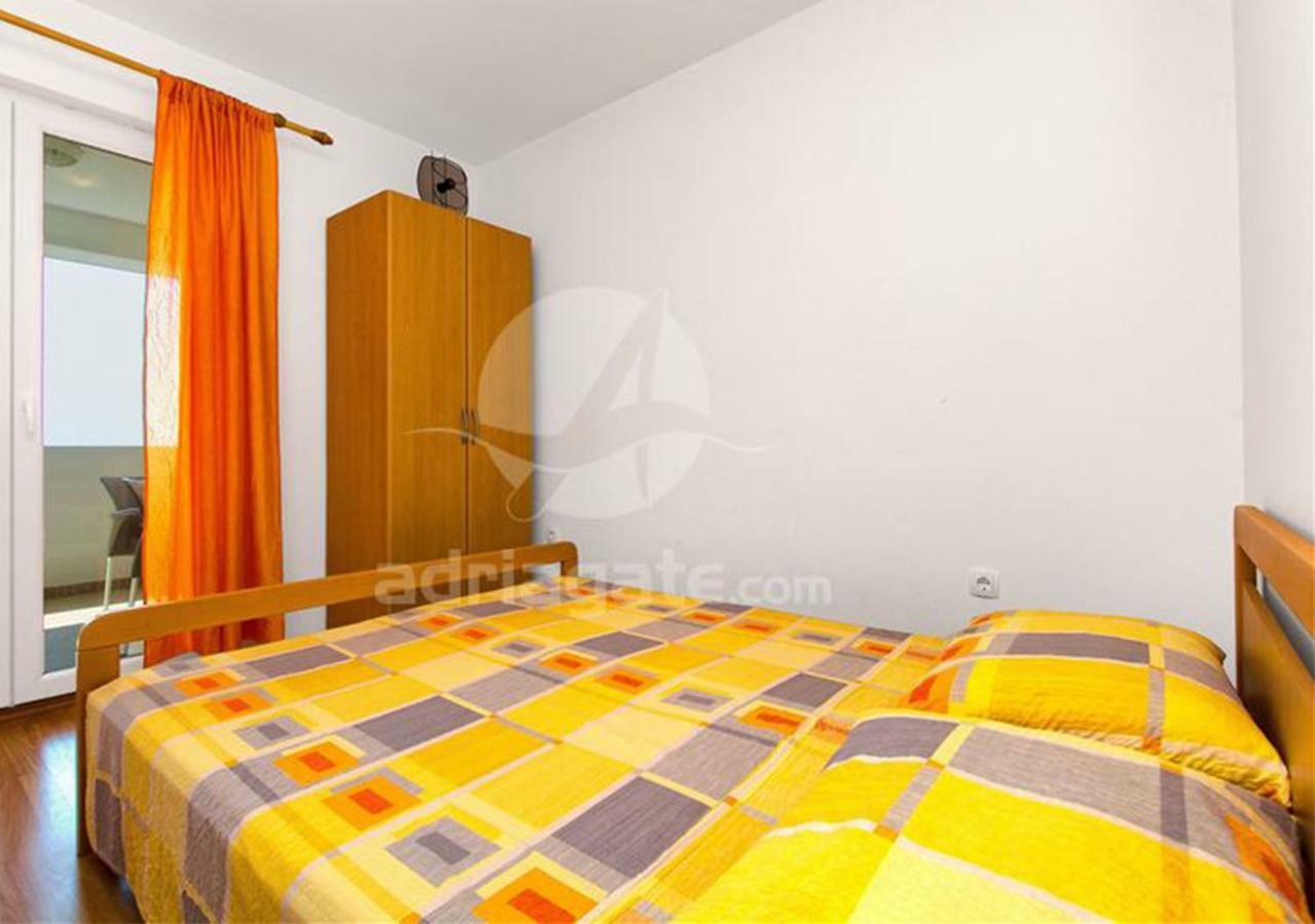 Apartments Iva Rogoznica  Esterno foto